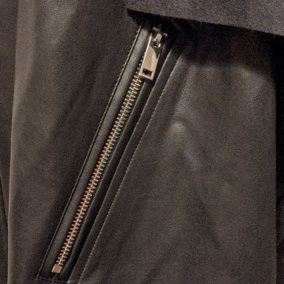 🇨🇦 Sz XL Joan Vass New York Faux Leather Vest - Picture 3 of 13